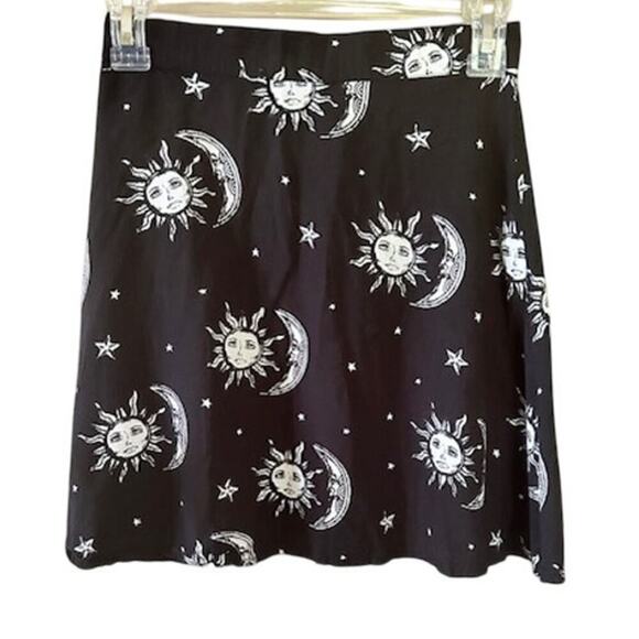 Motel XS Black Mini Skirt – Sun Moon Stars Print – Handmade – Viscose - Picture 2 of 7